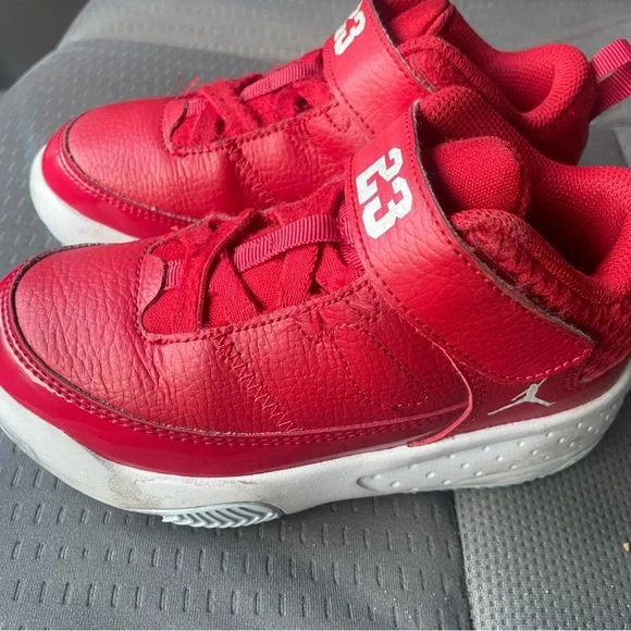 Jordan Shoes Jordan Max Aura Boys Size 1c Red Basketball